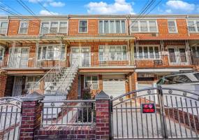 50 Bay 46th Street, Brooklyn, New York 11214, 7 Bedrooms Bedrooms, ,4 BathroomsBathrooms,Residential,For Sale,Bay 46th,488982