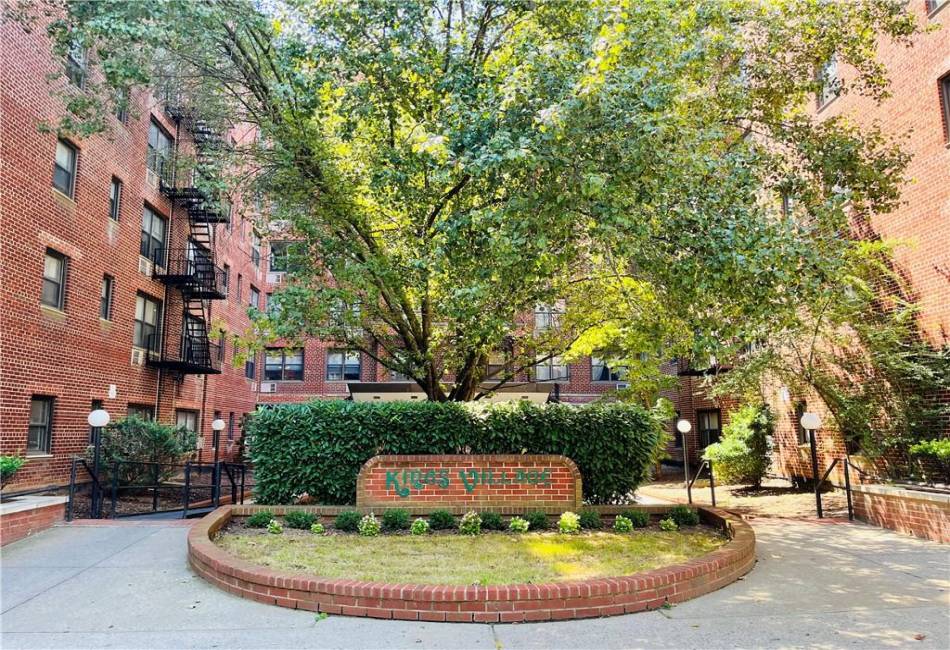 1270 51st Street, Brooklyn, New York 11234, 1 Bedroom Bedrooms, ,1 BathroomBathrooms,Residential,For Sale,51st,488994