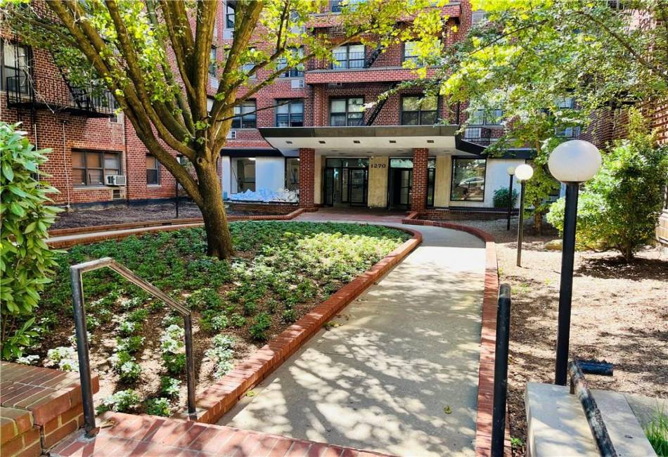 1270 51st Street, Brooklyn, New York 11234, 1 Bedroom Bedrooms, ,1 BathroomBathrooms,Residential,For Sale,51st,488994