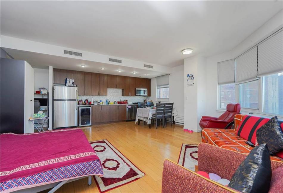 50 Oceana Drive, Brooklyn, New York 11235, 1 Bedroom Bedrooms, ,1 BathroomBathrooms,Residential,For Sale,Oceana,488999