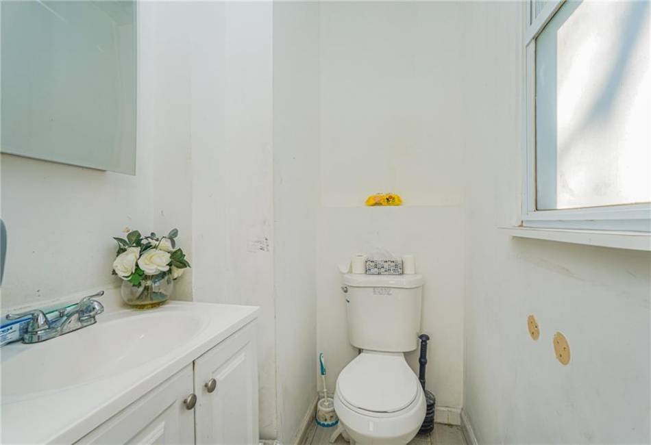 1764 24th Street, Brooklyn, New York 11229, 3 Bedrooms Bedrooms, ,2 BathroomsBathrooms,Residential,For Sale,24th,488892