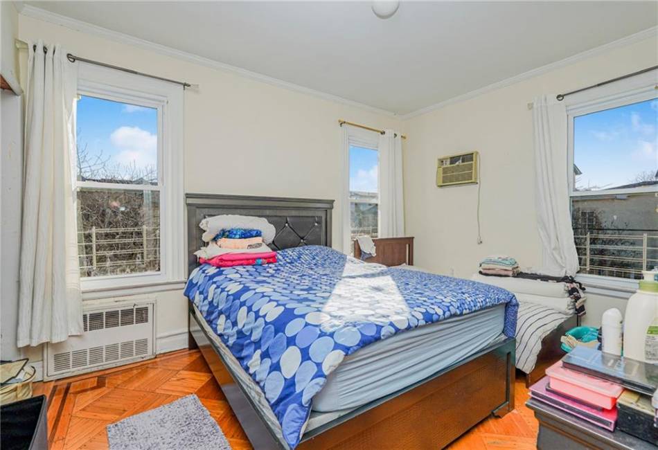 1764 24th Street, Brooklyn, New York 11229, 3 Bedrooms Bedrooms, ,2 BathroomsBathrooms,Residential,For Sale,24th,488892