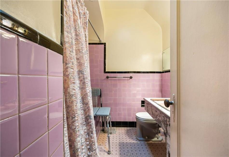 1923 32nd Street, Brooklyn, New York 11234, 2 Bedrooms Bedrooms, ,2 BathroomsBathrooms,Residential,For Sale,32nd,488983