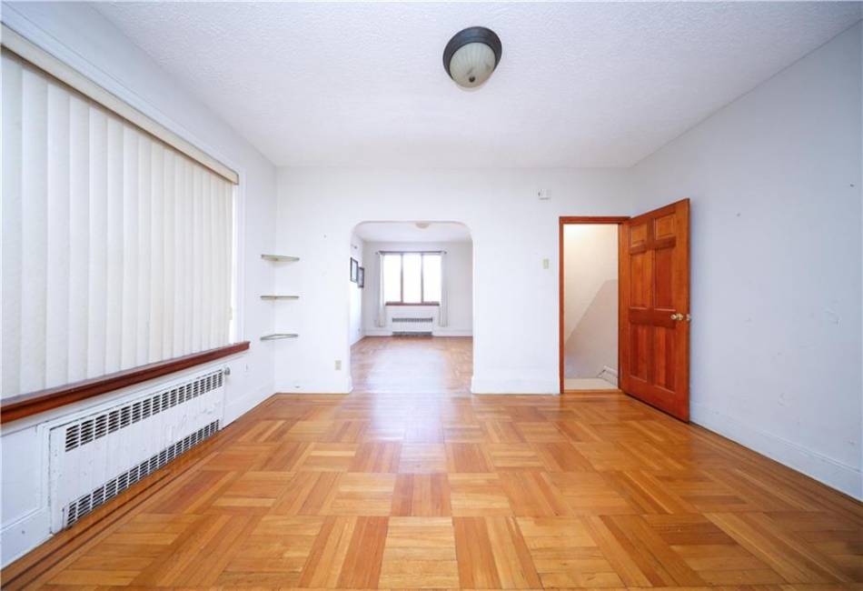 2414 11th Street, Brooklyn, New York 11235, 5 Bedrooms Bedrooms, ,2 BathroomsBathrooms,Residential,For Sale,11th,488981