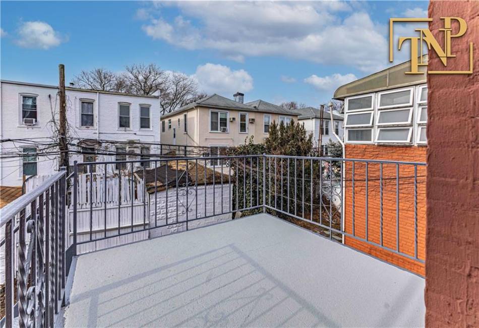 4310 Bedford Avenue, Brooklyn, New York 11229, 6 Bedrooms Bedrooms, ,2 BathroomsBathrooms,Residential,For Sale,Bedford,488993