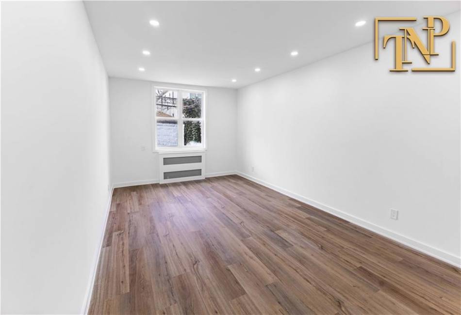 4310 Bedford Avenue, Brooklyn, New York 11229, 6 Bedrooms Bedrooms, ,2 BathroomsBathrooms,Residential,For Sale,Bedford,488993