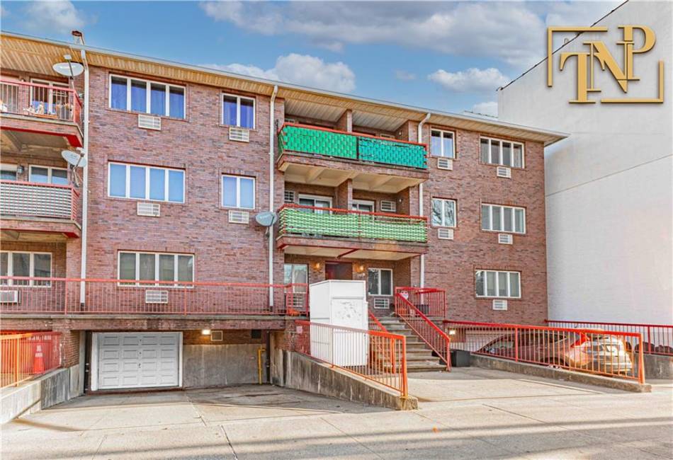 345 92nd Street, Brooklyn, New York 11209, 2 Bedrooms Bedrooms, ,2 BathroomsBathrooms,Residential,For Sale,92nd,488996