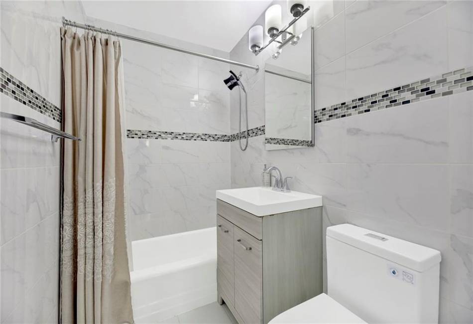 1360 Ocean Parkway, Brooklyn, New York 11230, 1 Bedroom Bedrooms, ,1 BathroomBathrooms,Residential,For Sale,Ocean,488932