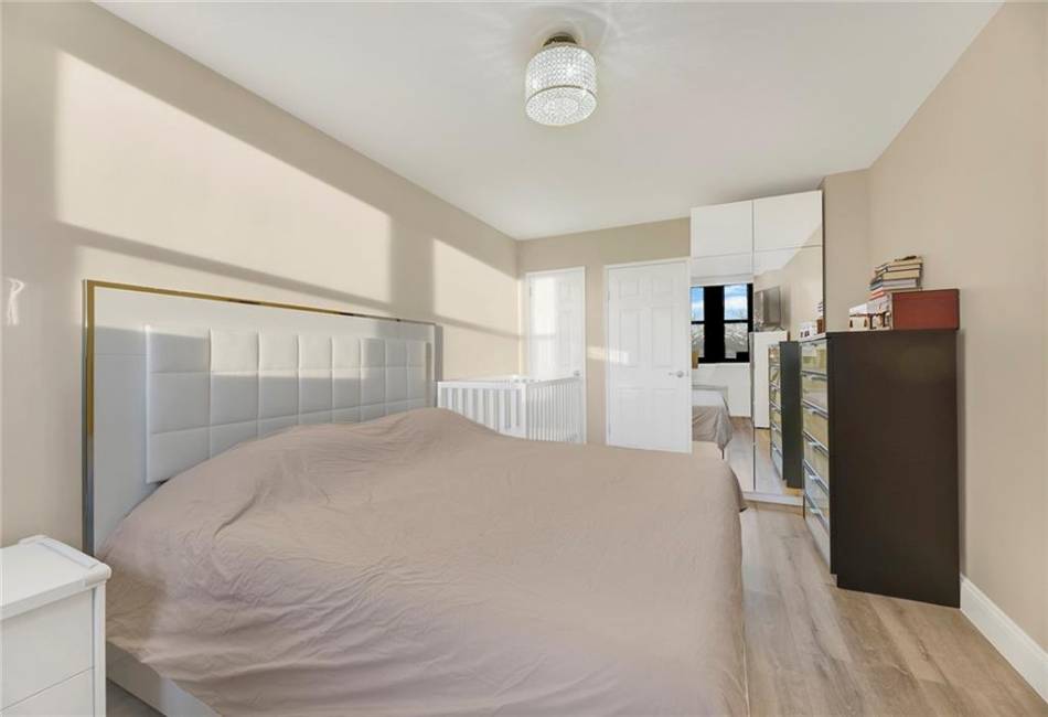 1360 Ocean Parkway, Brooklyn, New York 11230, 1 Bedroom Bedrooms, ,1 BathroomBathrooms,Residential,For Sale,Ocean,488932