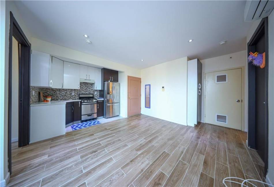 2424 Ocean Avenue, Brooklyn, New York 11229, 2 Bedrooms Bedrooms, ,2 BathroomsBathrooms,Residential,For Sale,Ocean,489005