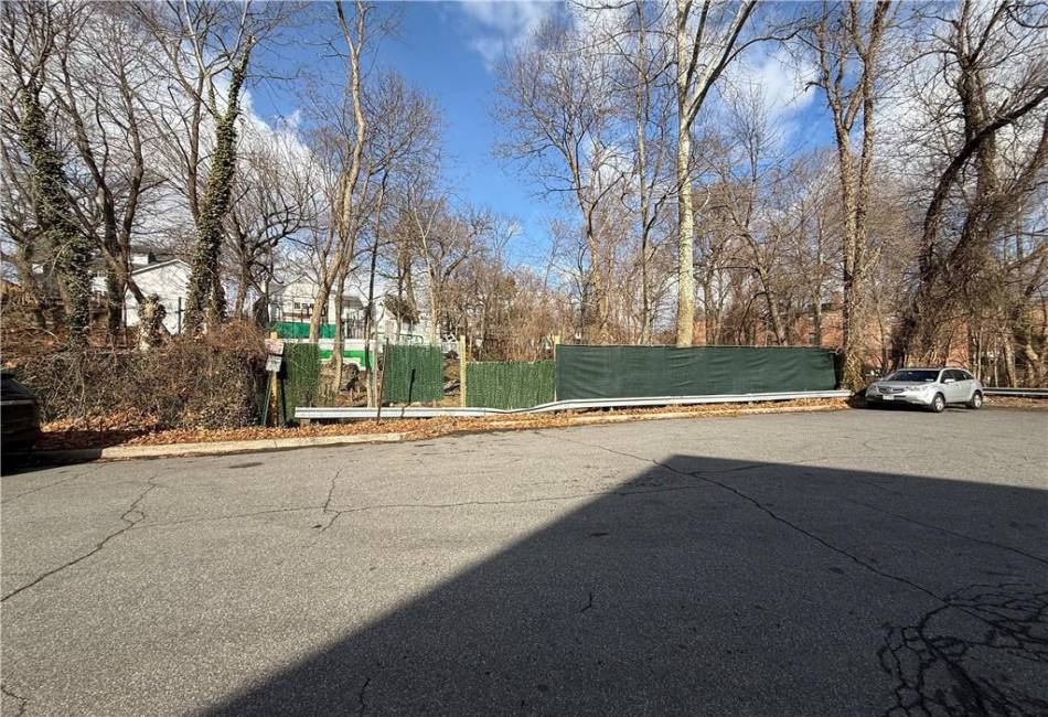 100 Lorraine Terrace, Mount Vernon, New York 10552, ,Land,For Sale,Lorraine,489038