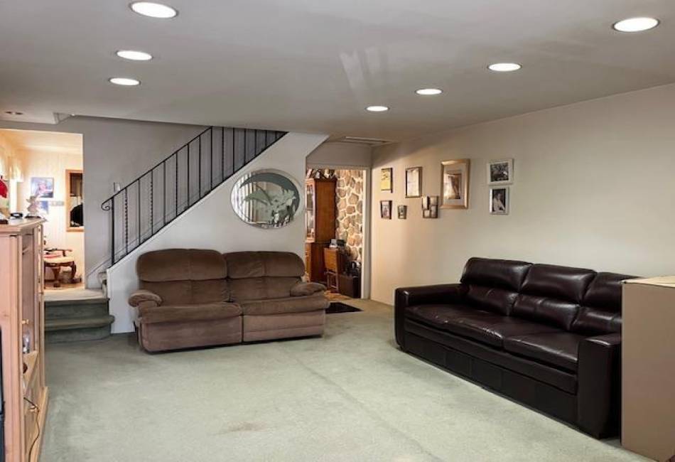 1918 37th Street, Brooklyn, New York 11234, 3 Bedrooms Bedrooms, ,2 BathroomsBathrooms,Residential,For Sale,37th,489049