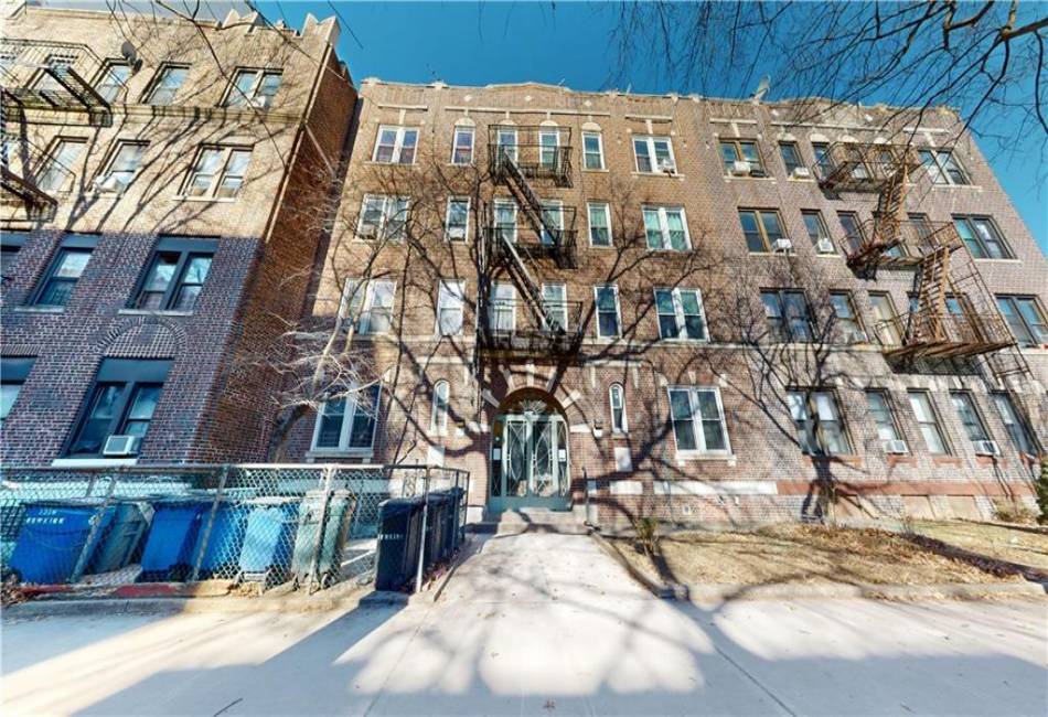 1319 Newkirk Avenue, Brooklyn, New York 11230, 30 Bedrooms Bedrooms, ,20 BathroomsBathrooms,Residential,For Sale,Newkirk,488992