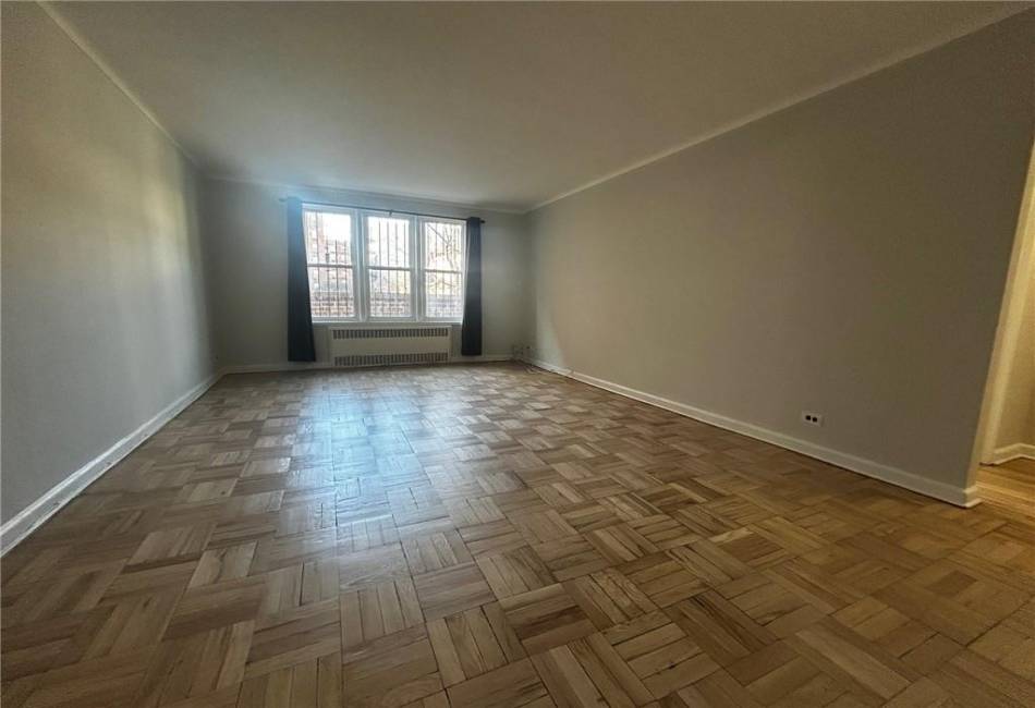 9430 Ridge Boulevard, Brooklyn, New York 11209, 1 Bedroom Bedrooms, ,1 BathroomBathrooms,Residential,For Sale,Ridge,489074