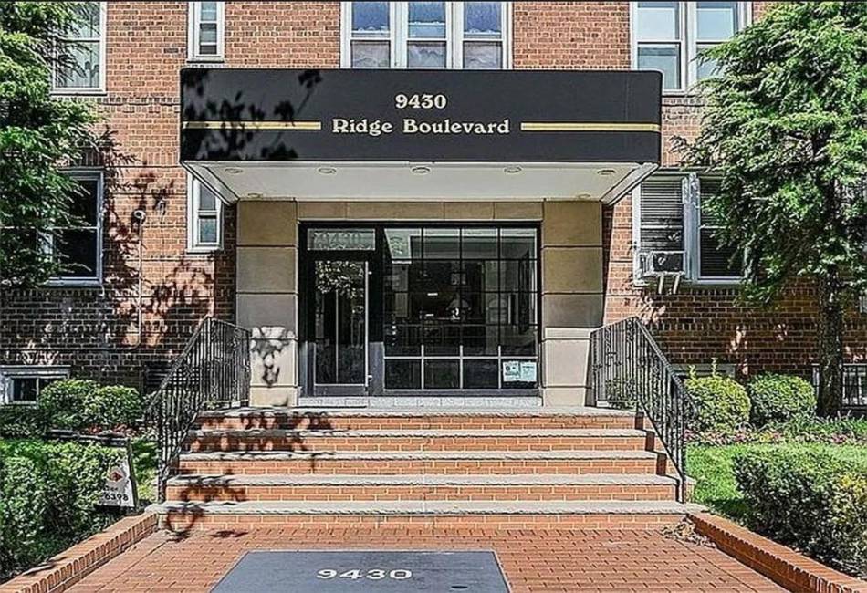 9430 Ridge Boulevard, Brooklyn, New York 11209, 1 Bedroom Bedrooms, ,1 BathroomBathrooms,Residential,For Sale,Ridge,489074