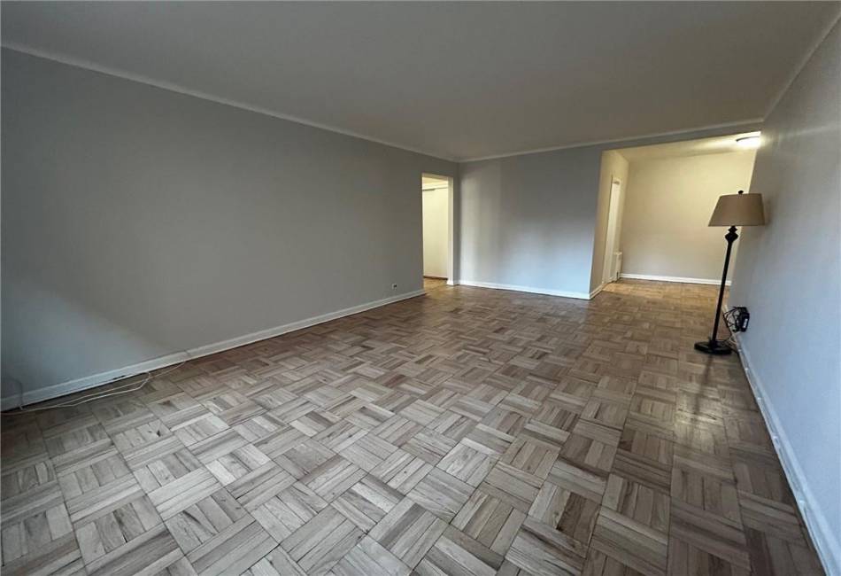 9430 Ridge Boulevard, Brooklyn, New York 11209, 1 Bedroom Bedrooms, ,1 BathroomBathrooms,Residential,For Sale,Ridge,489074