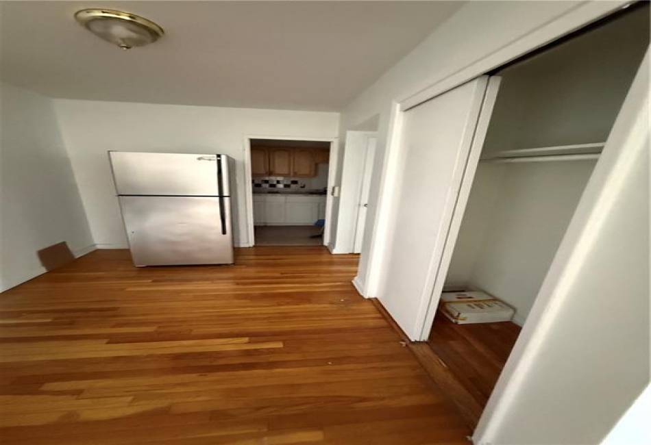 2265 Ocean Parkway, Brooklyn, New York 11223, 1 Bedroom Bedrooms, ,1 BathroomBathrooms,Residential,For Sale,Ocean,489067