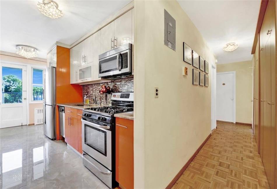 2483 16th Street, Brooklyn, New York 11214, 2 Bedrooms Bedrooms, ,1 BathroomBathrooms,Residential,For Sale,16th,489097