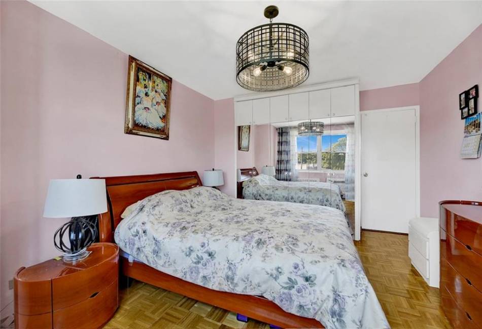 2483 16th Street, Brooklyn, New York 11214, 2 Bedrooms Bedrooms, ,1 BathroomBathrooms,Residential,For Sale,16th,489097