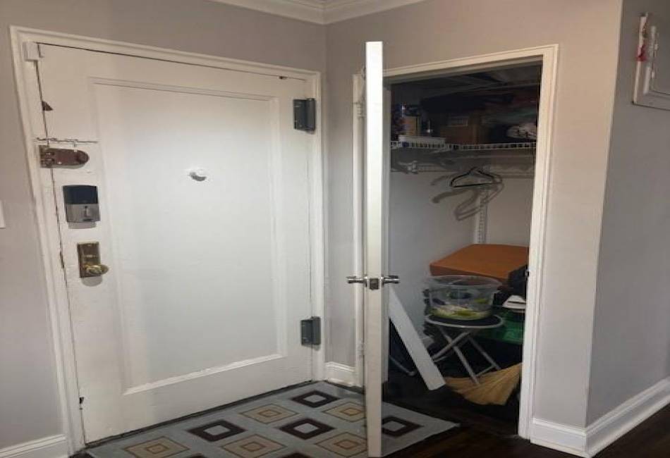 393 Avenue S, Brooklyn, New York 11223, 1 Bedroom Bedrooms, ,1 BathroomBathrooms,Residential,For Sale,Avenue S,489113