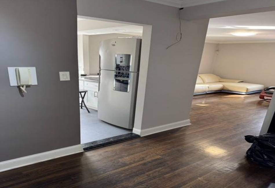 393 Avenue S, Brooklyn, New York 11223, 1 Bedroom Bedrooms, ,1 BathroomBathrooms,Residential,For Sale,Avenue S,489113