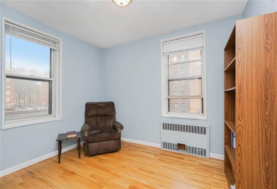 2250 Brigham Street, Brooklyn, New York 11229, 2 Bedrooms Bedrooms, ,1 BathroomBathrooms,Residential,For Sale,Brigham,489147