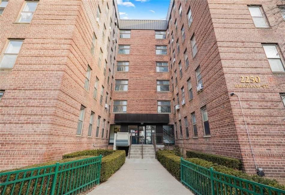 2250 Brigham Street, Brooklyn, New York 11229, 2 Bedrooms Bedrooms, ,1 BathroomBathrooms,Residential,For Sale,Brigham,489147