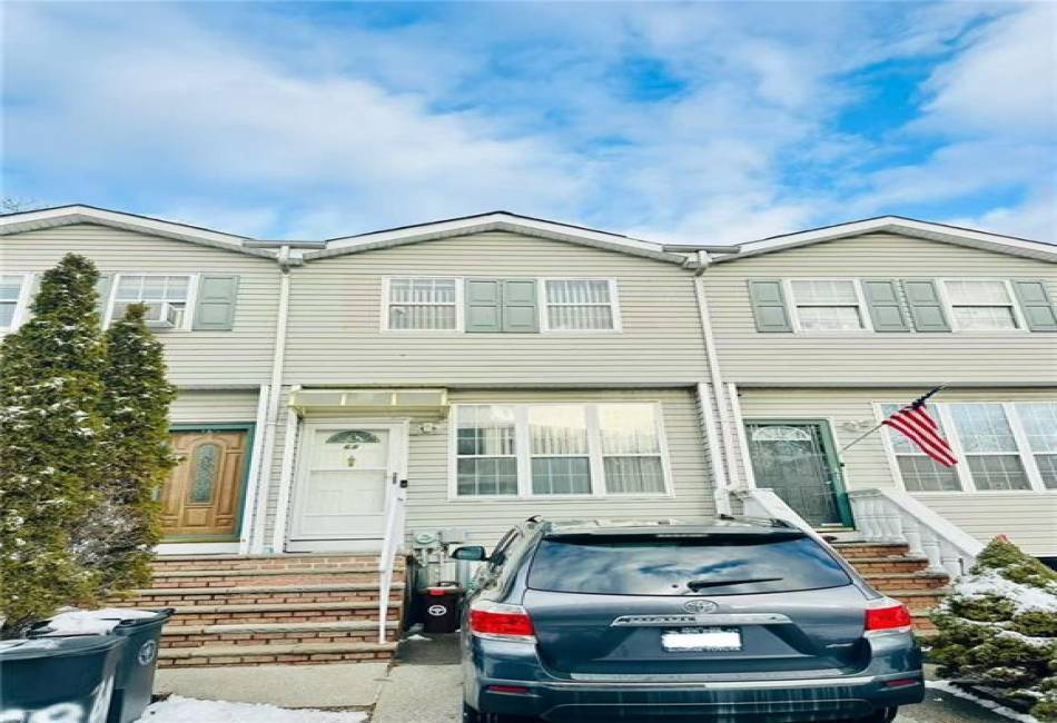 68 Hope Lane, Staten Island, New York 10305, 3 Bedrooms Bedrooms, ,2 BathroomsBathrooms,Residential,For Sale,Hope,489151