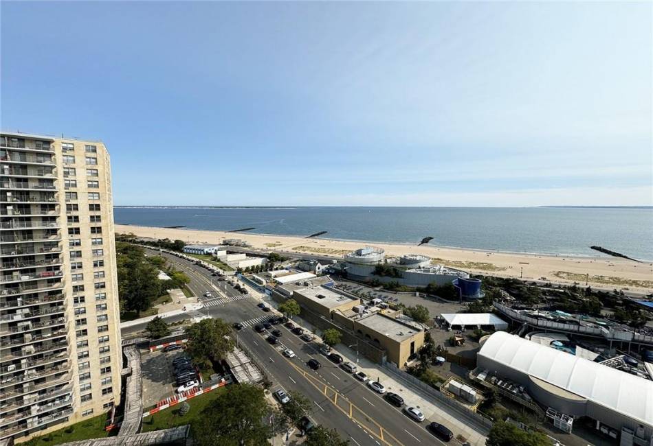 601 Surf Avenue, Brooklyn, New York 11224, 2 Bedrooms Bedrooms, ,1 BathroomBathrooms,Residential,For Sale,Surf,489154