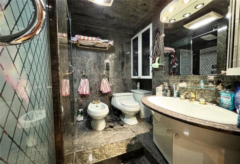 601 Surf Avenue, Brooklyn, New York 11224, 2 Bedrooms Bedrooms, ,1 BathroomBathrooms,Residential,For Sale,Surf,489154