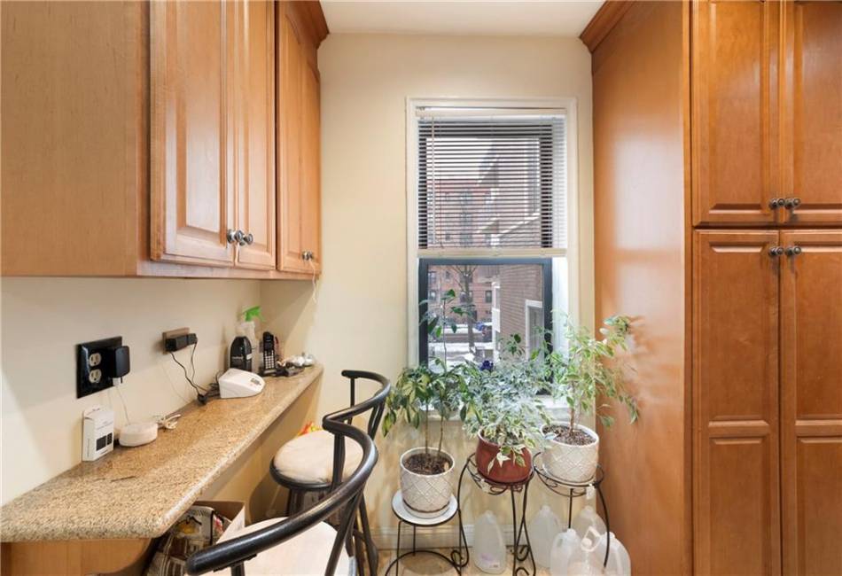 1171 Ocean Parkway, Brooklyn, New York 11230, 1 Bedroom Bedrooms, ,1 BathroomBathrooms,Residential,For Sale,Ocean,489156
