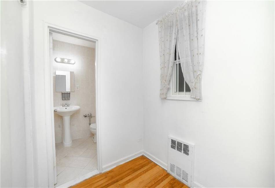 2331 Ocean Avenue, Brooklyn, New York 11229, ,1 BathroomBathrooms,Residential,For Sale,Ocean,489099