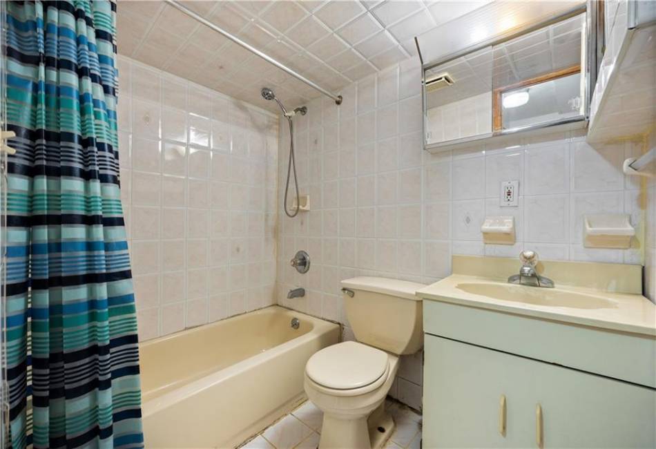 6815 Madeline Court, Brooklyn, New York 11220, 3 Bedrooms Bedrooms, ,2 BathroomsBathrooms,Residential,For Sale,Madeline,489114