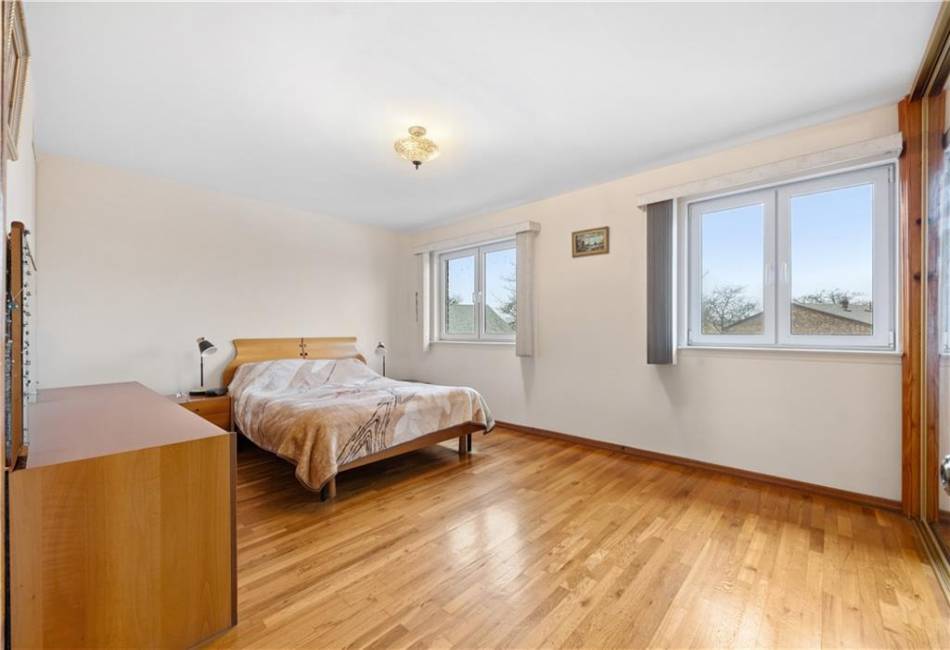 42 Narrows Road, Staten Island, New York 10305, 3 Bedrooms Bedrooms, ,3 BathroomsBathrooms,Residential,For Sale,Narrows,489117
