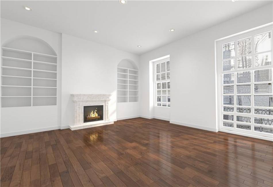 120 80th Street, New York, New York 10075, 2 Bedrooms Bedrooms, ,2 BathroomsBathrooms,Residential,For Sale,80th,489126