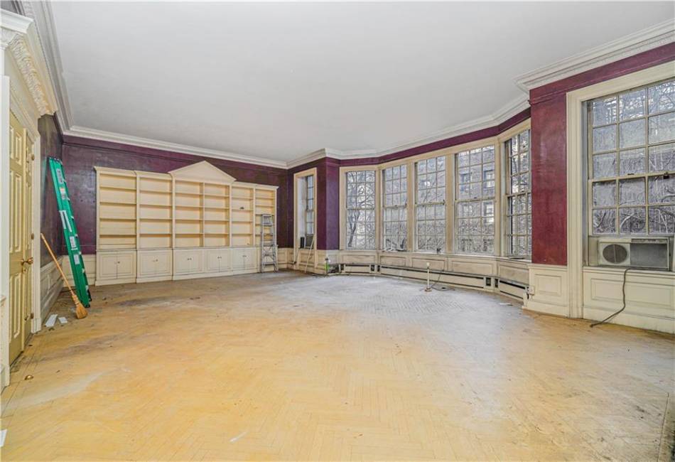 120 80th Street, New York, New York 10075, 2 Bedrooms Bedrooms, ,2 BathroomsBathrooms,Residential,For Sale,80th,489126