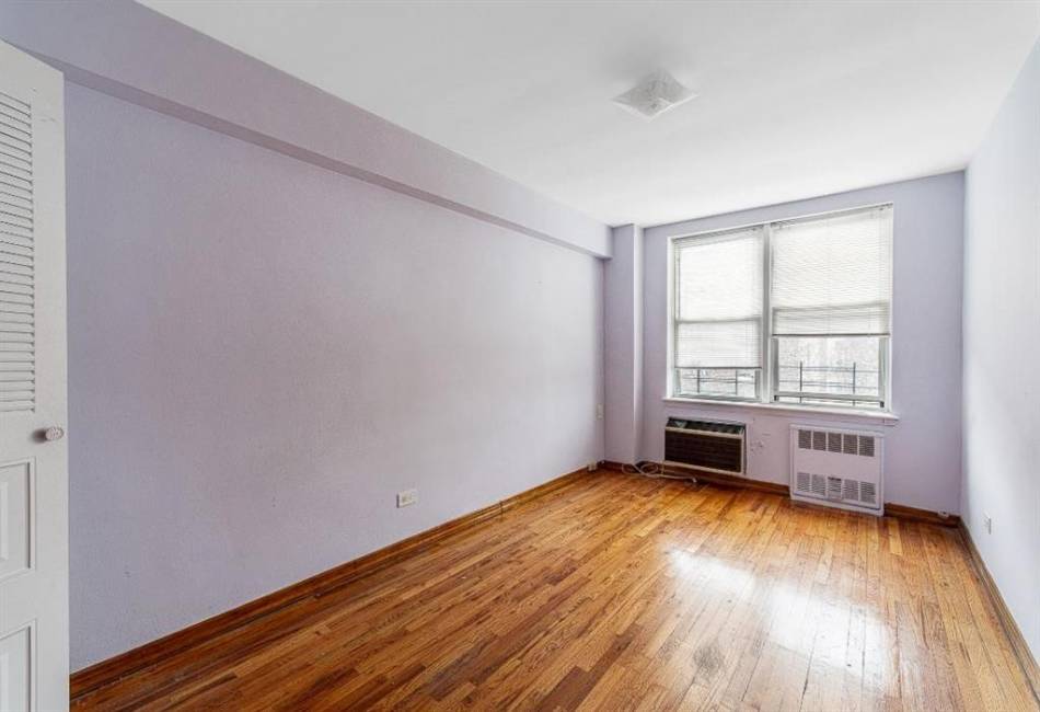 1580 13th Street, Brooklyn, New York 11230, 2 Bedrooms Bedrooms, ,2 BathroomsBathrooms,Residential,For Sale,13th,489162