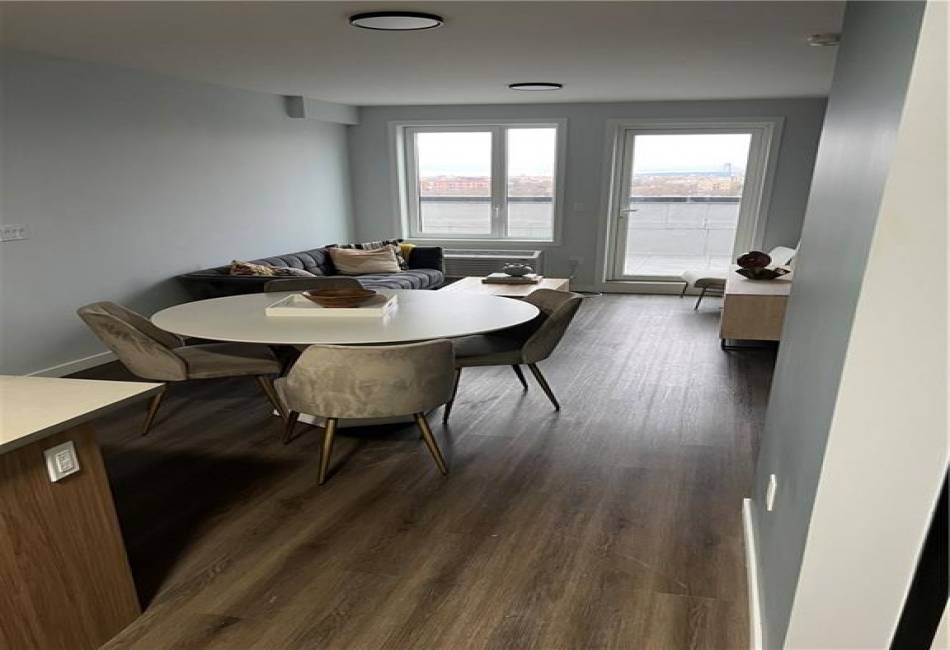 1775 Coney Island Avenue, Brooklyn, New York 11230, 2 Bedrooms Bedrooms, ,2 BathroomsBathrooms,Rental,For Sale,Coney Island,489164