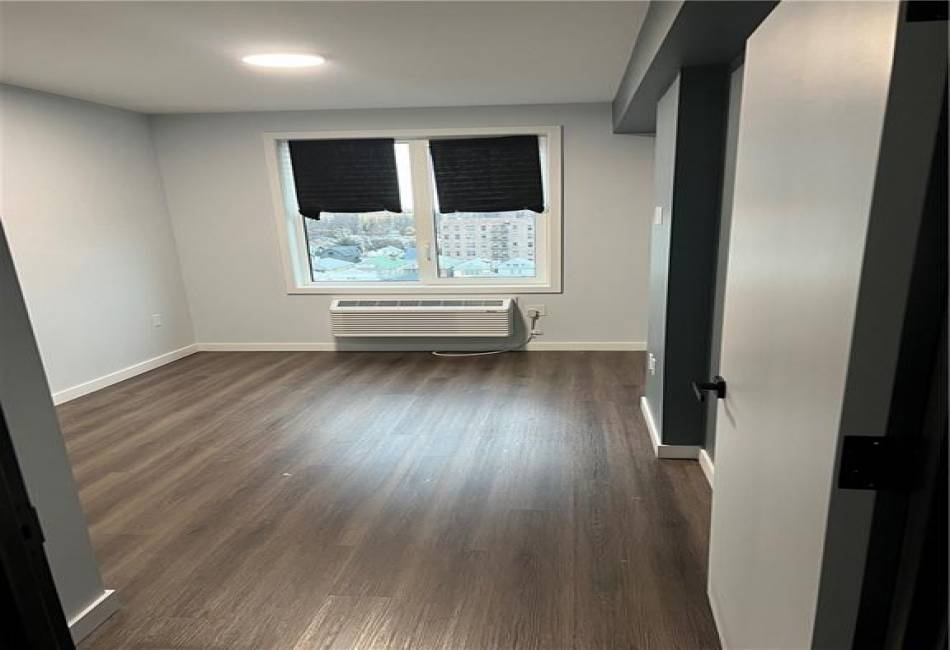 1775 Coney Island Avenue, Brooklyn, New York 11230, 2 Bedrooms Bedrooms, ,2 BathroomsBathrooms,Rental,For Sale,Coney Island,489165