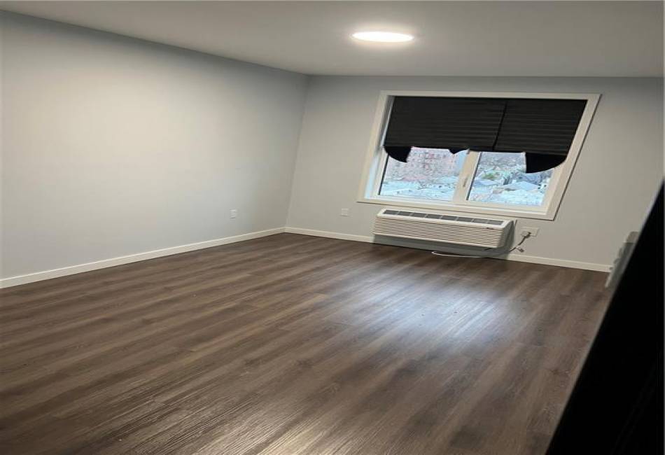 1775 Coney Island Avenue, Brooklyn, New York 11230, 2 Bedrooms Bedrooms, ,2 BathroomsBathrooms,Rental,For Sale,Coney Island,489166