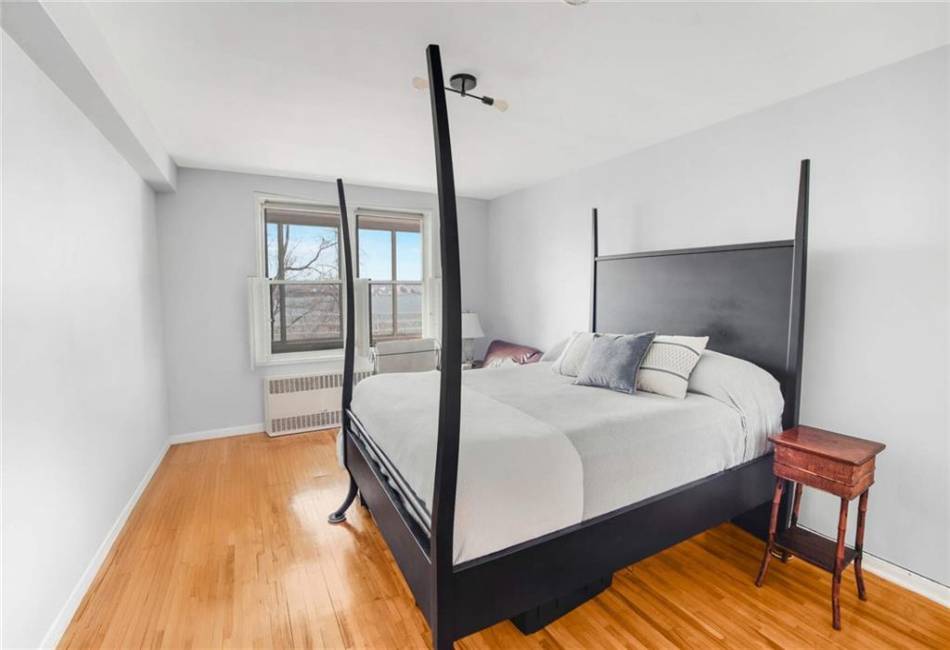 9801 Shore Road, Brooklyn, New York 11209, 2 Bedrooms Bedrooms, ,1 BathroomBathrooms,Residential,For Sale,Shore,489133