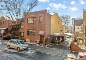 352 92nd Street, Brooklyn, New York 11209, 7 Bedrooms Bedrooms, ,2 BathroomsBathrooms,Residential,For Sale,92nd,489150