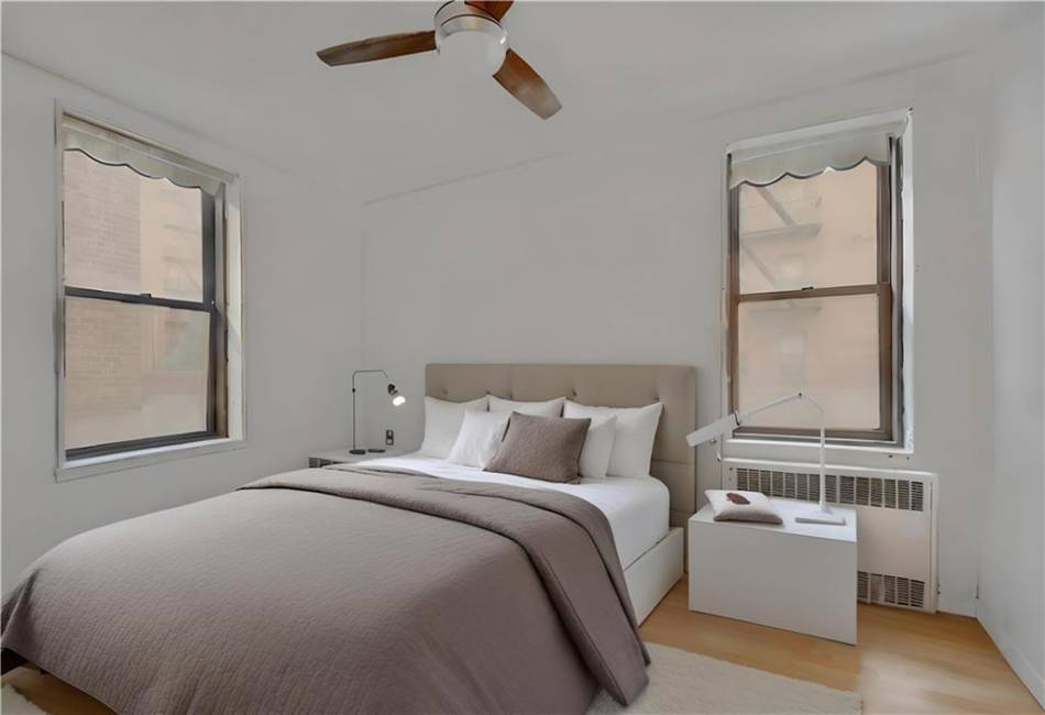 2140 Knapp Street, Brooklyn, New York 11229, 2 Bedrooms Bedrooms, ,1 BathroomBathrooms,Residential,For Sale,Knapp,489192