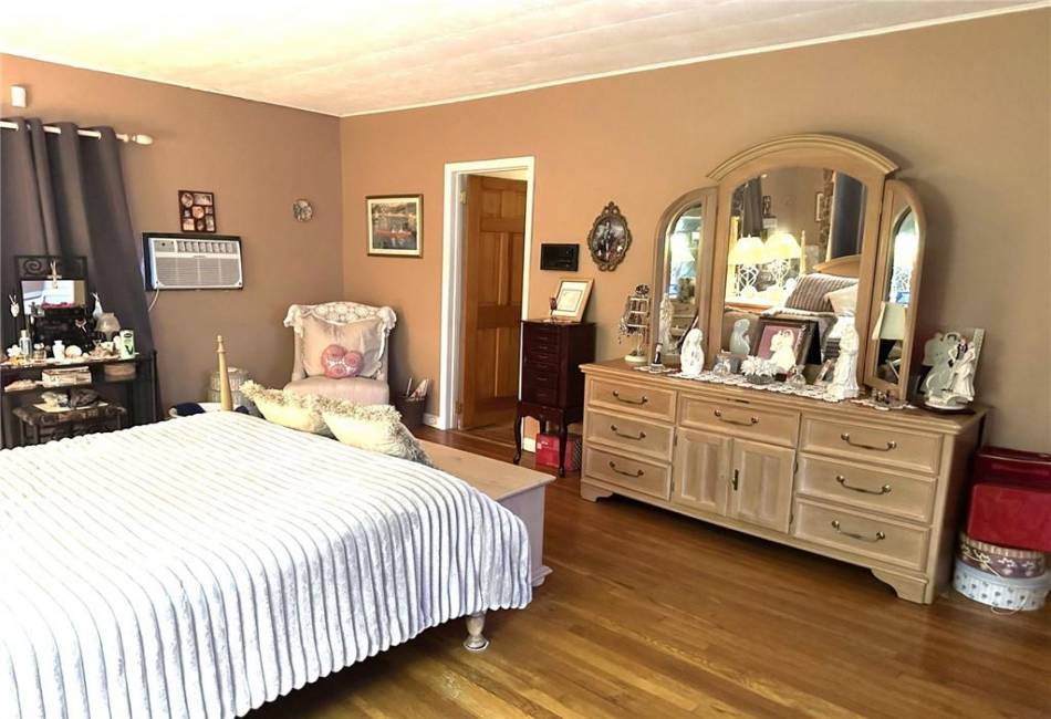 1016 84th Street, Brooklyn, New York 11228, 3 Bedrooms Bedrooms, ,Residential,For Sale,84th,489193