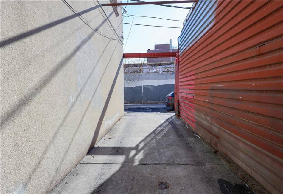 102-19 44th Avenue, Corona, New York 11368, ,Commercial,For Sale,44th,489194