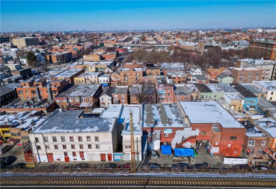 102-19 44th Avenue, Corona, New York 11368, ,Commercial,For Sale,44th,489194