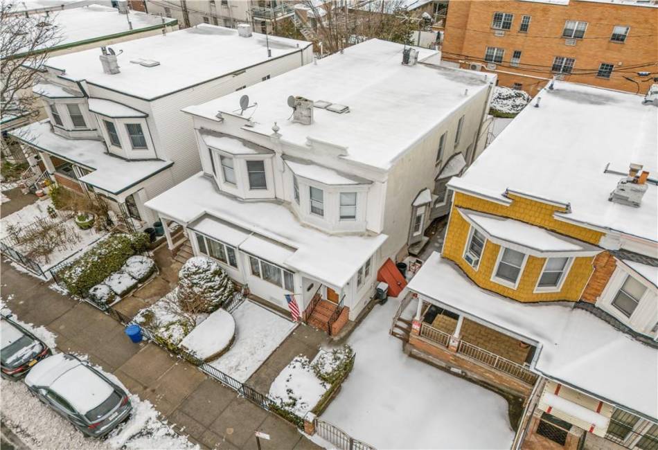 6415 15th Avenue, Brooklyn, New York 11219, 3 Bedrooms Bedrooms, ,2 BathroomsBathrooms,Residential,For Sale,15th,489175