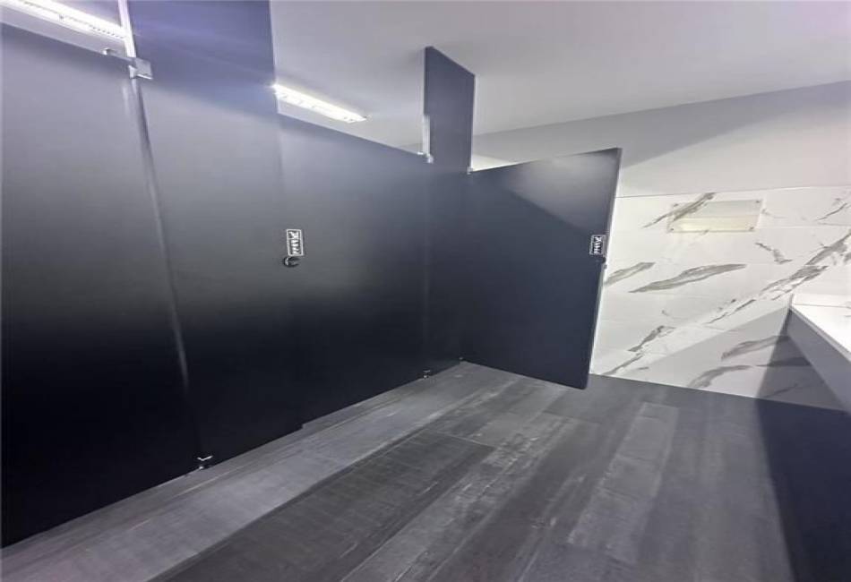 116 Avenue U, Brooklyn, New York 11223, ,Rental,For Sale,Avenue U,489206