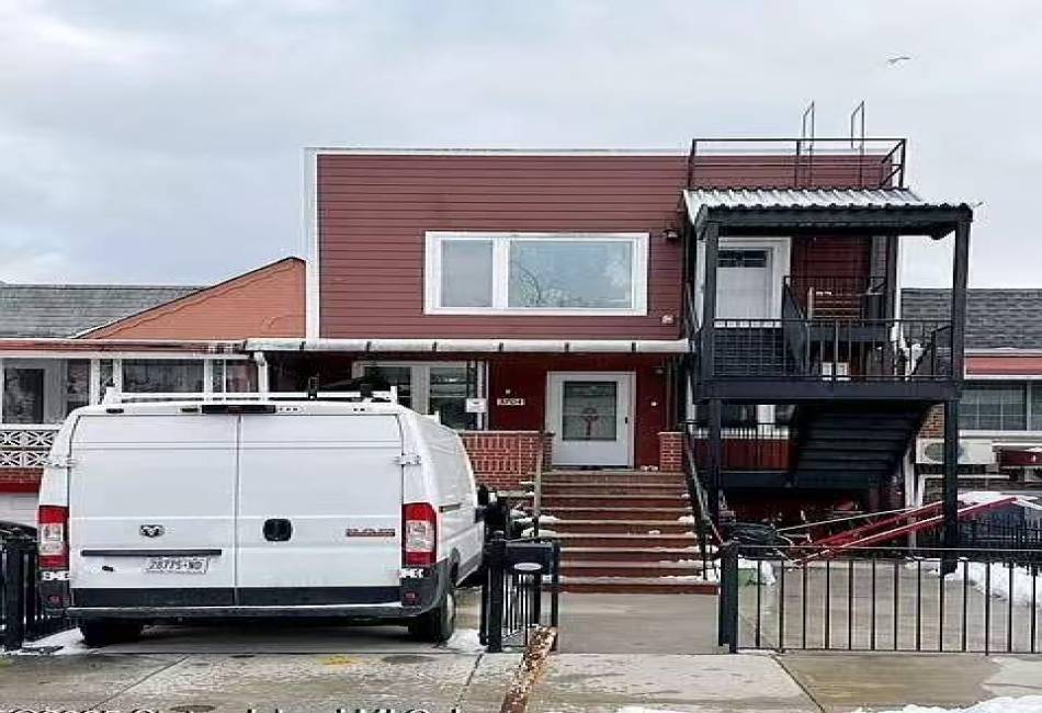 3704 Lyme Avenue, Brooklyn, New York 11224, ,Residential,For Sale,Lyme,489212