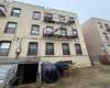 2319 Avenue Z, Brooklyn, New York 11235, 11 Bedrooms Bedrooms, ,6 BathroomsBathrooms,Residential,For Sale,Avenue Z,489220